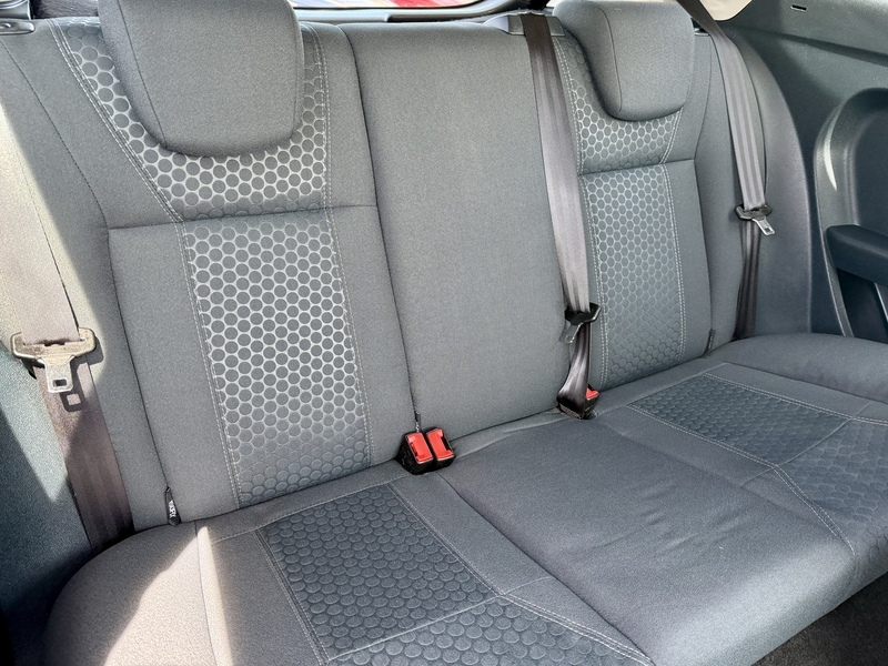 Ford Fiesta 1.3L Style White #15