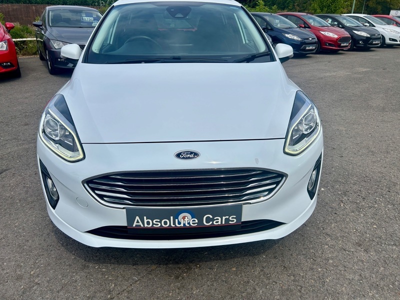 Ford Fiesta Titanium New Motservice Apple White #5