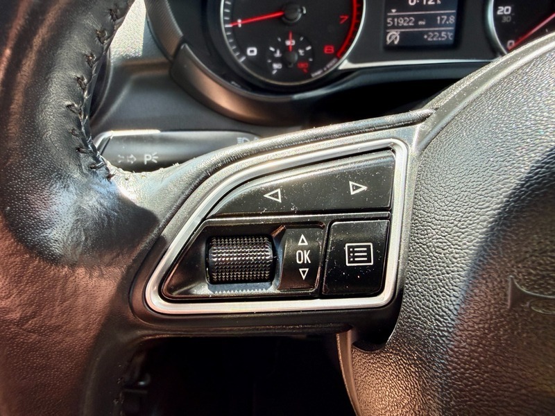 Audi A1 Sportback Tfsi Sport Black #24