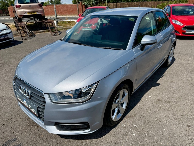 Audi A1 Sportback Tfsi Sport Black #7