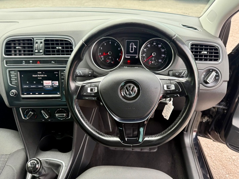 Volkswagen Polo Match Edition Tsi Black #5