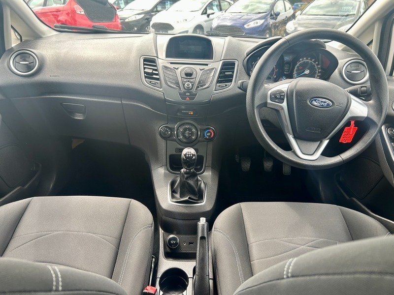 Ford Fiesta Style 35 Taxtwo Keysair Silver #2