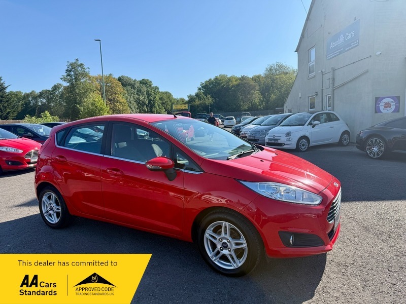 Ford Fiesta Zetec 20 Taxbluetoothlow Miles Red