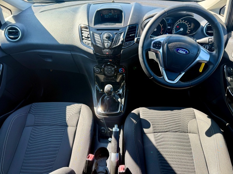Ford Fiesta Zetec Black #2