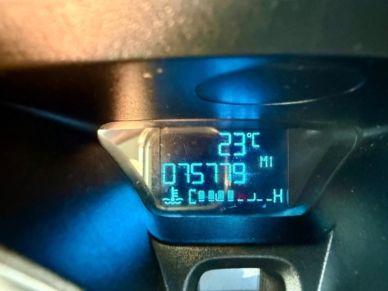 Ford Fiesta Zetec Black #4