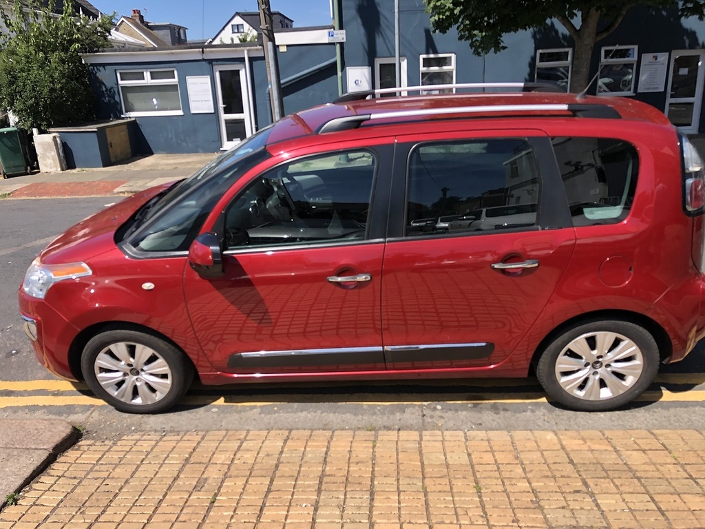 Citroen C3 Picasso Vti Exclusive Red #6