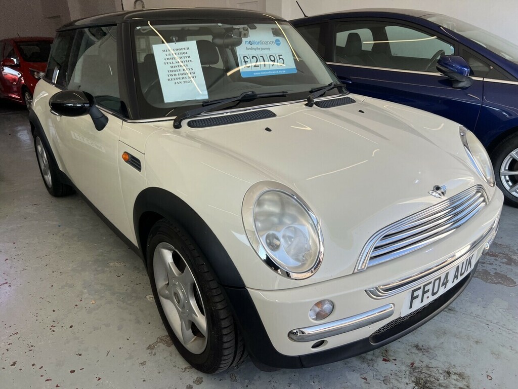 Mini Hatch 1.6 Cooper Hatchback Red #1