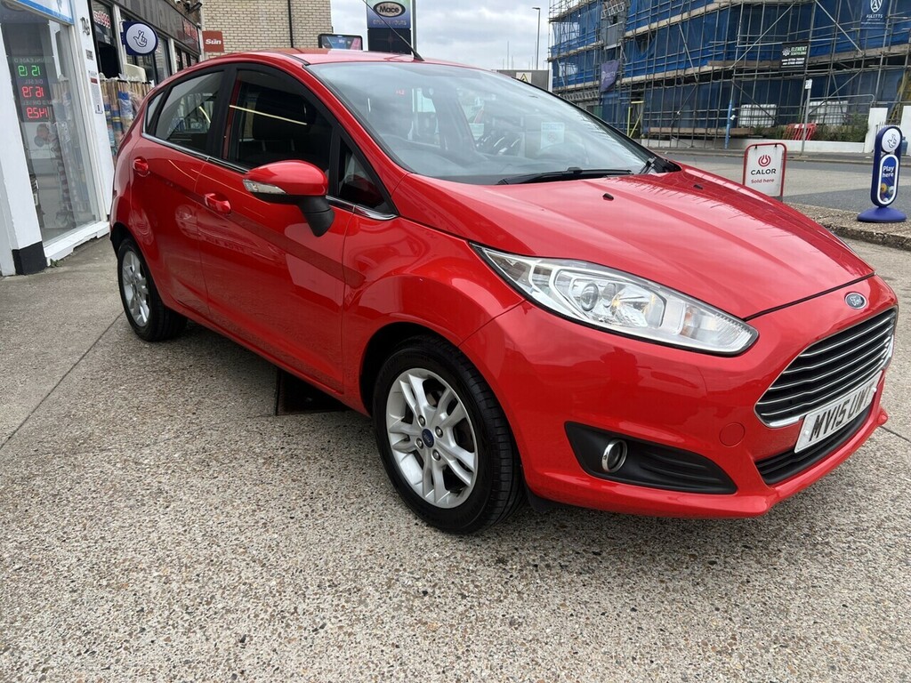 Ford Fiesta Zetec Red