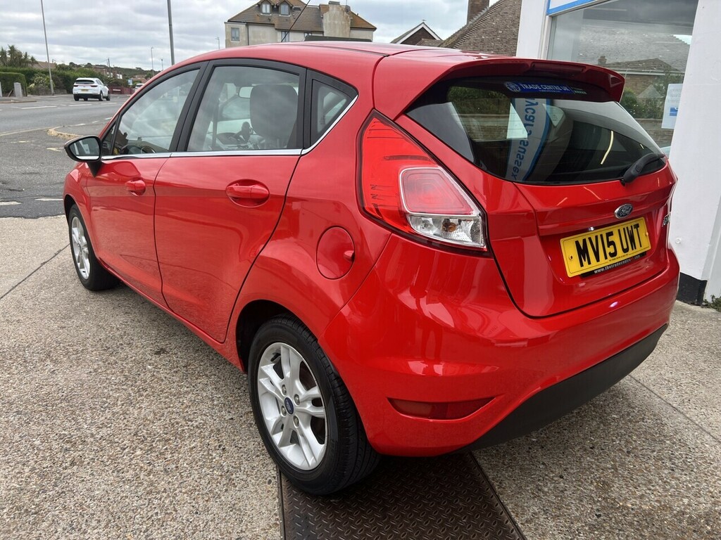 Ford Fiesta Zetec Red #4