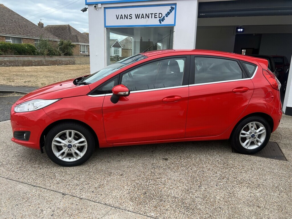 Ford Fiesta Zetec Red #5