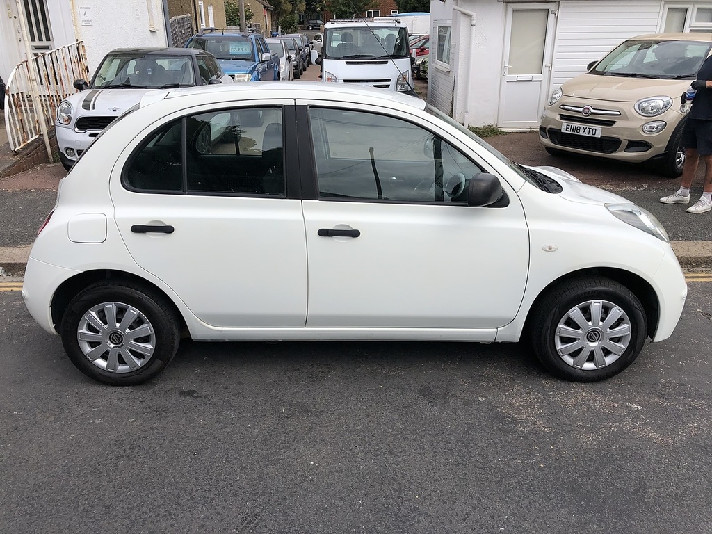 Nissan Micra Visia White #2