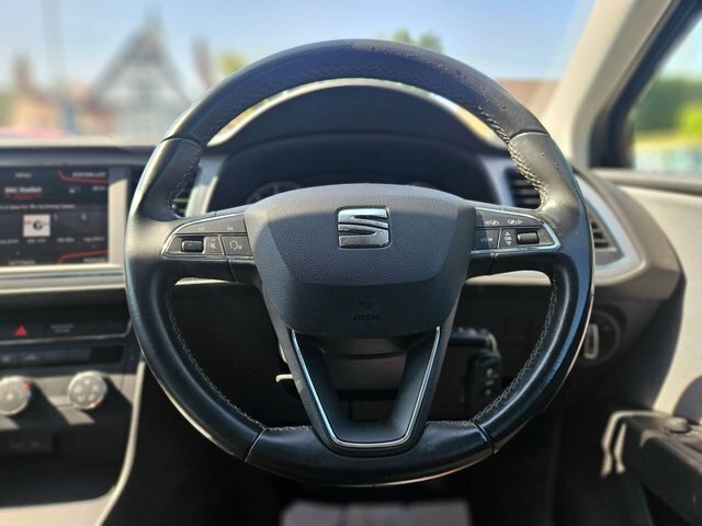 Seat Leon 1.2 Tsi Se Dynamic Technology Hatchback KS18TMV Black #4