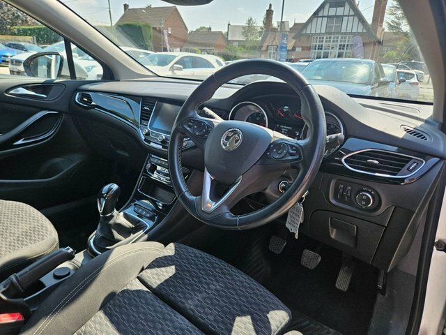 Vauxhall Astra 1.6I Turbo Sri Nav Hatchback Eur Silver #2