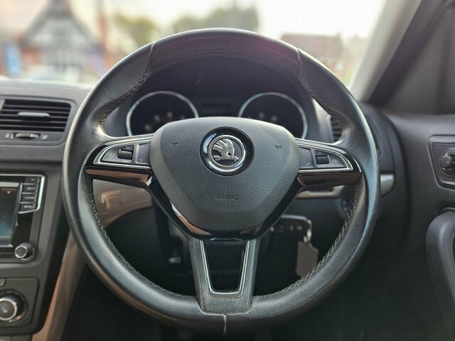 Skoda Yeti 1.2 Tsi Se L Outdoor Euro 6 Ss Blue #4