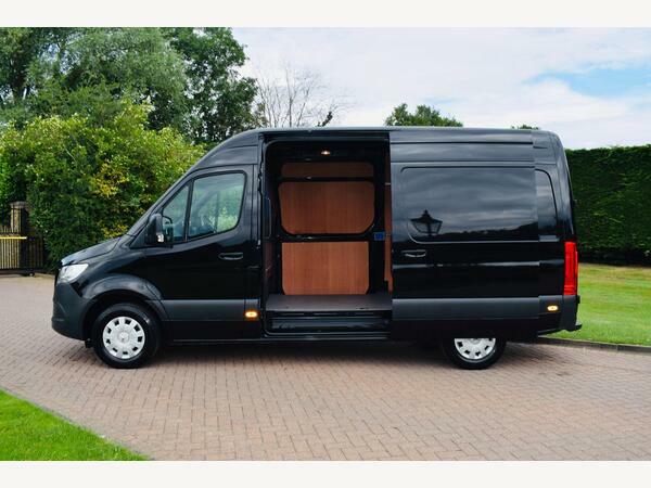 Mercedes-Benz Sprinter Panel Van 2.0 319 Cdi Hd Premium Rwd L2 H2 Euro 6 Black #3