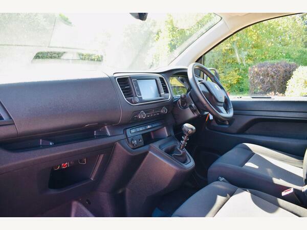 Peugeot Expert 1400 2.0 Bluehdi 145 Professional Premium Van White #13