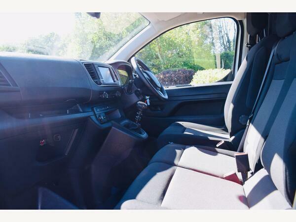 Peugeot Expert 1400 2.0 Bluehdi 145 Professional Premium Van White #14