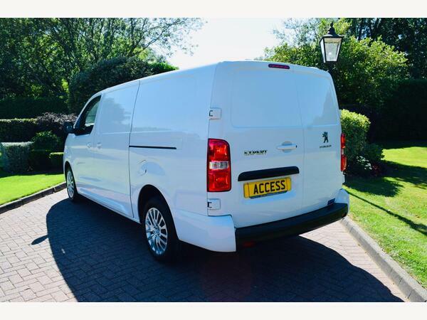 Peugeot Expert Panel Van 1.5 Bluehdi 1000 Asphalt Premium Long White #3
