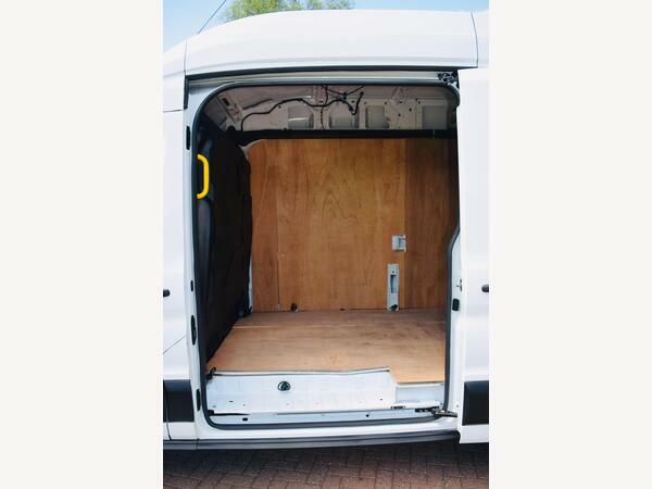 Ford Transit Custom Panel Van 2.0 350 Ecoblue Trend Rwd L4 H3 Euro 6 DS25LGK White #3