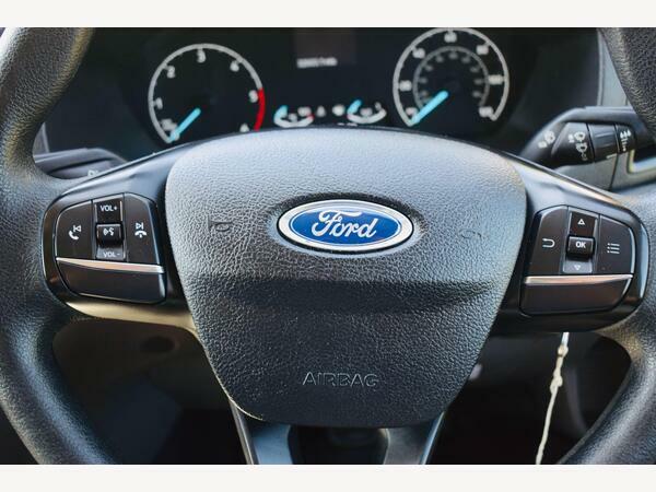 Ford Transit Custom Luton 2.0 350 Ecoblue Leader Luton CV22KLC White #5