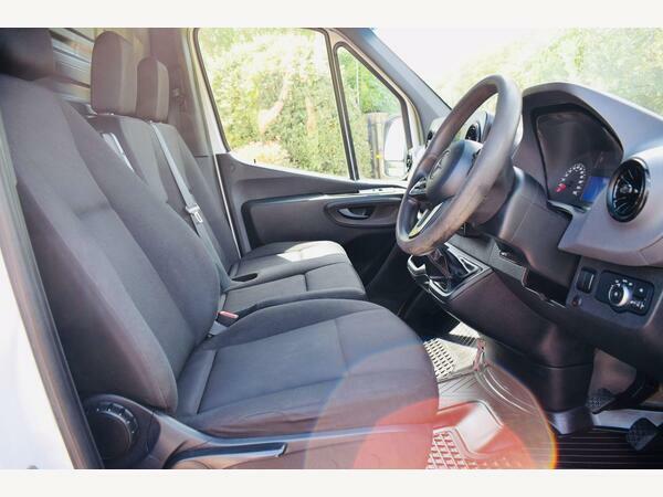 Mercedes-Benz Sprinter Panel Van 2.1 316 Cdi Progressive Rwd L2 H2 Euro 6 White #6