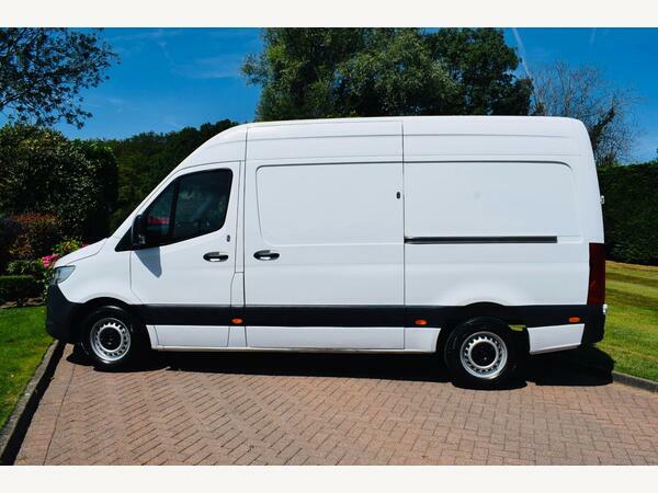 Mercedes-Benz Sprinter Panel Van 2.1 316 Cdi Progressive Rwd L2 H2 Euro 6 White