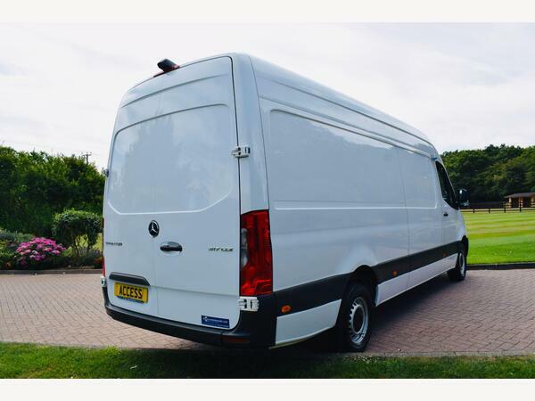 Mercedes-Benz Sprinter Panel Van 317 Lwb Fridge Van With Standby White #6