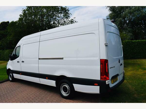 Mercedes-Benz Sprinter Panel Van 317 Lwb Fridge Van With Standby White #4