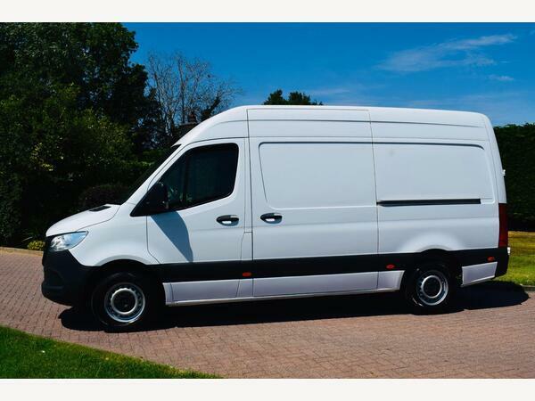 Mercedes-Benz Sprinter Panel Van 2.0 315 Cdi Progressive Rwd L2 H2 Euro 6 White
