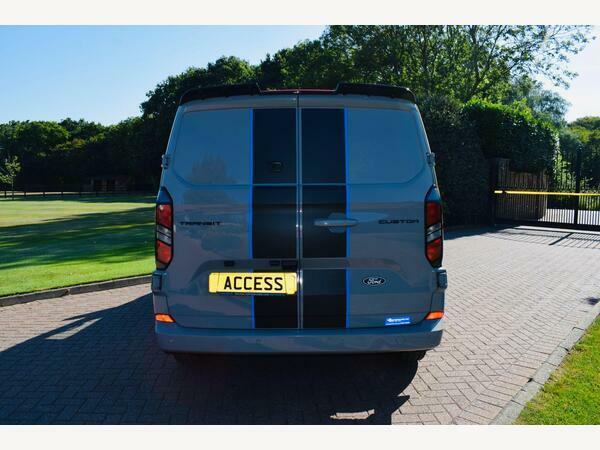 Ford Transit Custom Panel Van 2.0 320 Ecoblue Limited L1 H1 Euro Grey #4