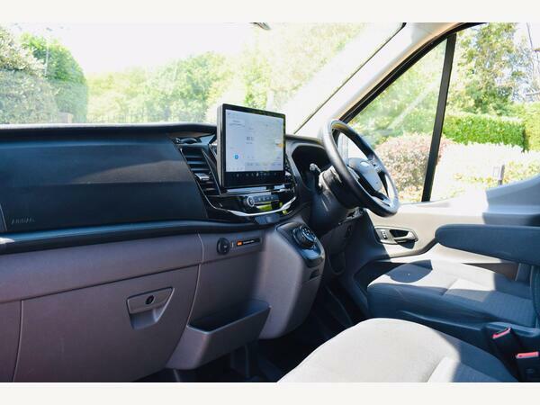 Ford Transit Custom Panel Van 2.0 350 Ecoblue Limited Fwd L3 Euro Black #4