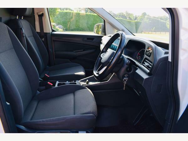 Volkswagen Caddy Maxi Mpv Grey #9