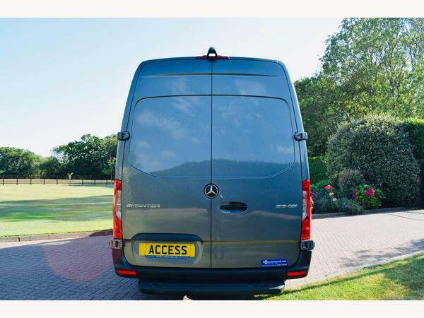 Mercedes-Benz Sprinter Panel Van 2.0 315 Cdi Pro G-tronic Rwd L3 H2 Euro Grey #4