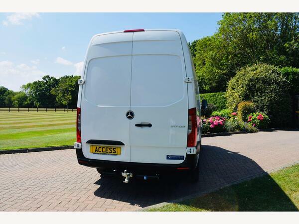Mercedes-Benz Sprinter Panel Van 2.0 317 Cdi Progressive Rwd L2 H2 Euro 6 White #6