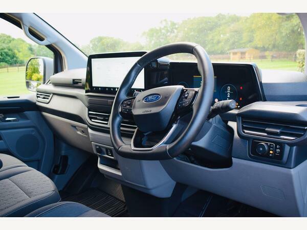 Ford Transit Custom 320 65Kwh Limited L1 H1 Grey #13