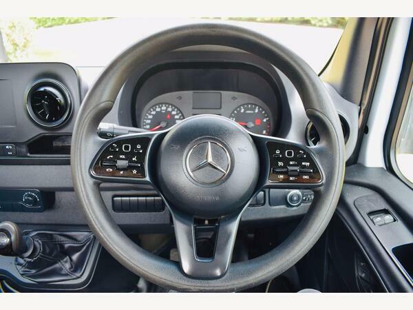 Mercedes-Benz Sprinter Dropside 315Dropside With Taillift 4.2Mbed White #6