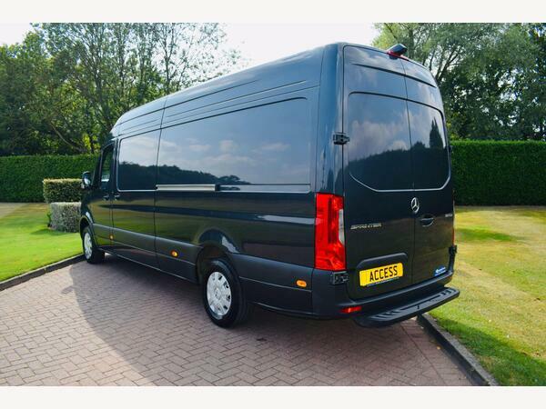 Mercedes-Benz Sprinter Panel Van 2.0 315 Cdi Pro G-tronic Rwd L3 H2 Euro Grey #3