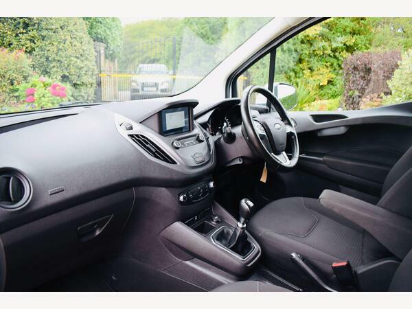 Ford Transit Courier Limited 1.5 Tdci 100Ps Euro 6 Black #15