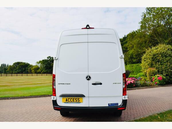 Mercedes-Benz Sprinter Panel Van 2.0 315 Cdi Progressive Rwd L2 H2 Euro 6 White #5