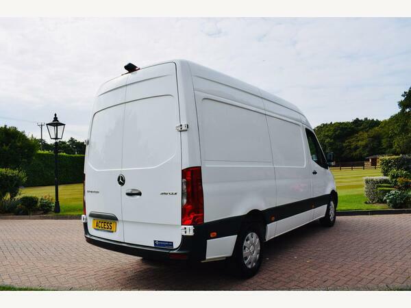 Mercedes-Benz Sprinter 3.5T L3 H2 Pro Van White #7