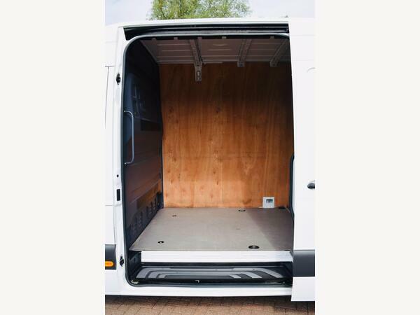 Mercedes-Benz Sprinter Panel Van 2.0 315 Cdi Progressive Rwd L2 H2 Euro 6 White #3