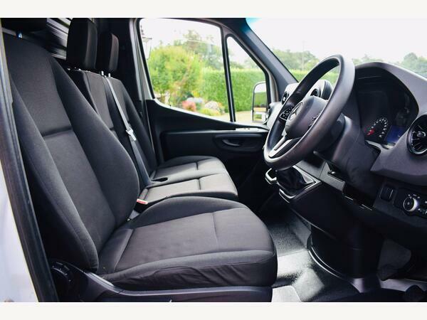 Mercedes-Benz Sprinter 3.5T L3 H2 Pro Van White #10