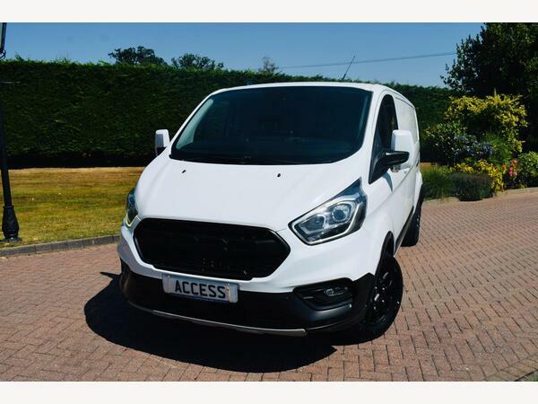 Ford Transit Custom Panel Van 2.0 340 Ecoblue Trail L2 H1 Euro 6 S S ML22OZH White