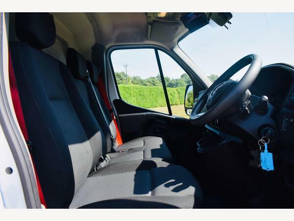 Renault Master Specialist Vehicle Cherry Picker  #3