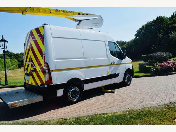 Renault Master Specialist Vehicle Cherry Picker  #2