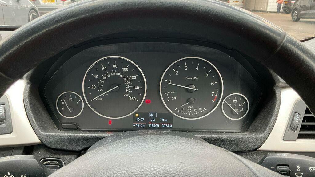 BMW 3 Series 2L Luxury Red #8