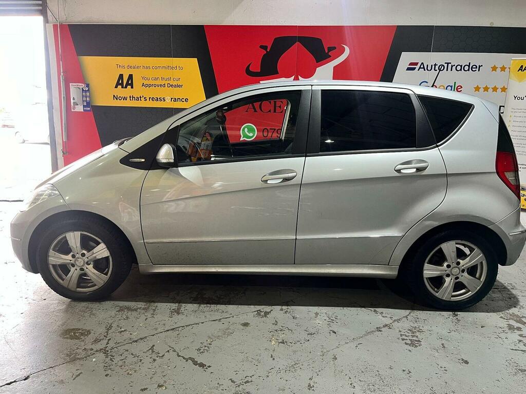 Mercedes-Benz A Class Hatchback 1.7 A180 Avantgarde Se Cvt 201111 Silver #3