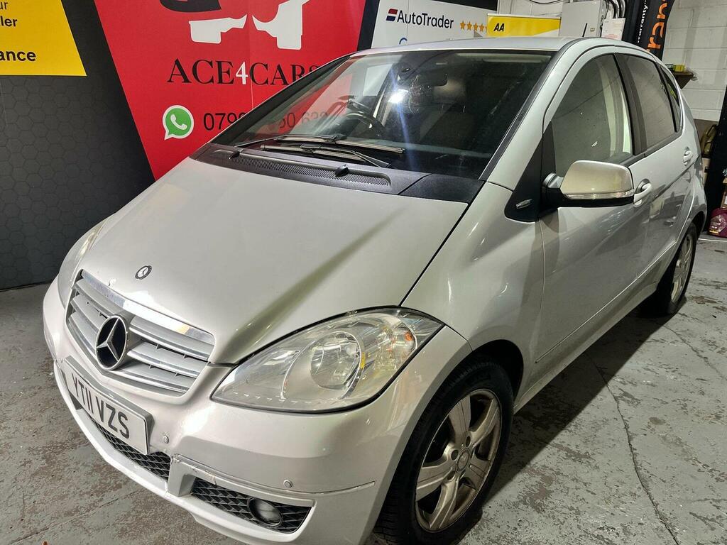 Mercedes-Benz A Class Hatchback 1.7 A180 Avantgarde Se Cvt 201111 Silver