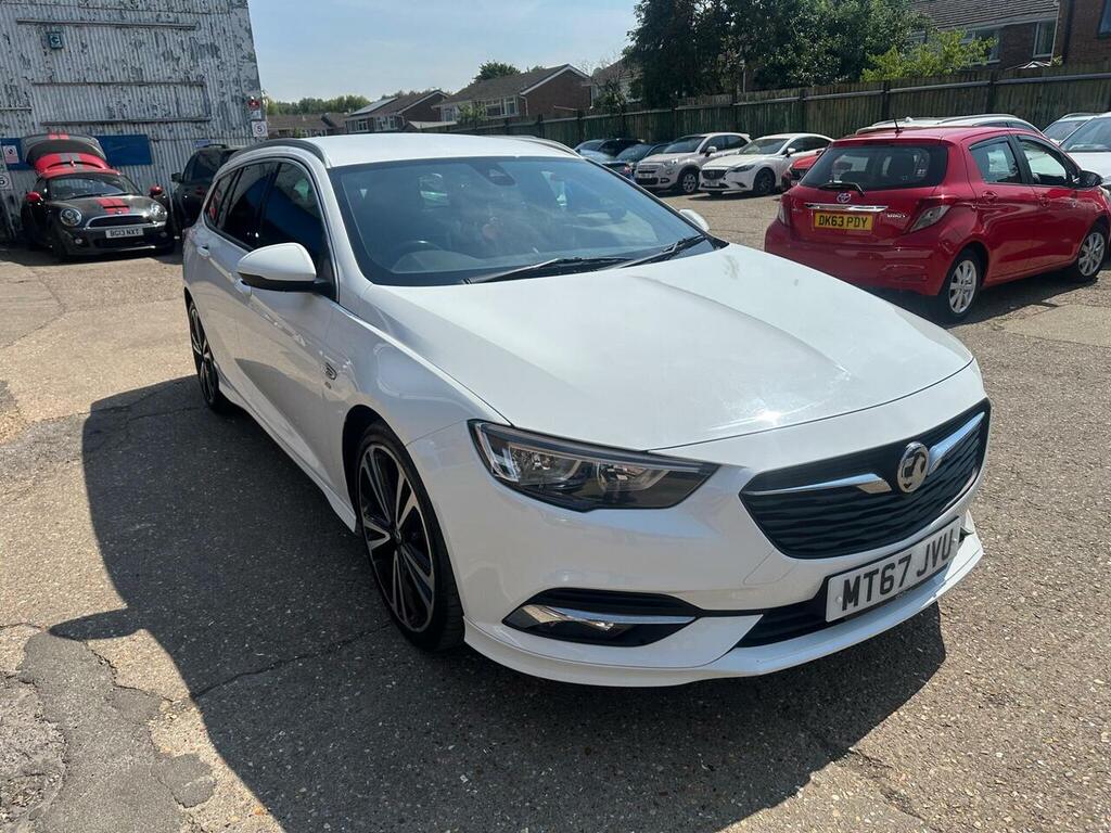 Vauxhall Insignia 2.0 Turbo D Blueinjection Sri VX Line Nav Sports T White
