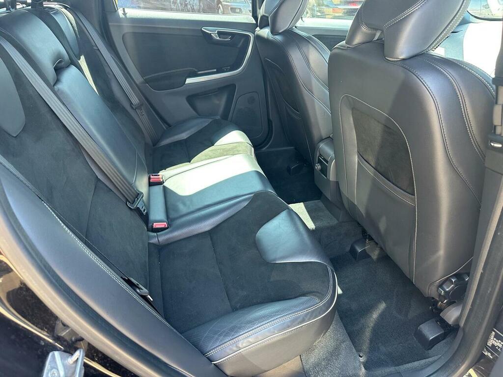 Volvo XC60 2.4 D4 R-design Lux Grey #20